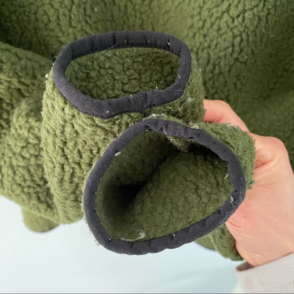 Patagonia Retro Pile 1/4 zip fleece in Nomad Green - Picture 5 of 7